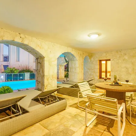 Tarus Mara Villa Kaş